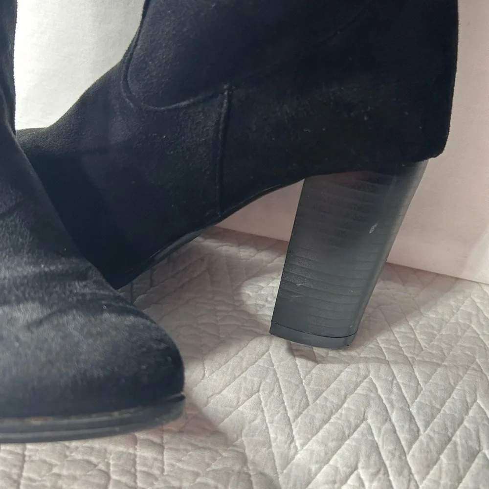 Cupid women’s size 8.5 poll on stretchy over the knee‎ block, heel boot.